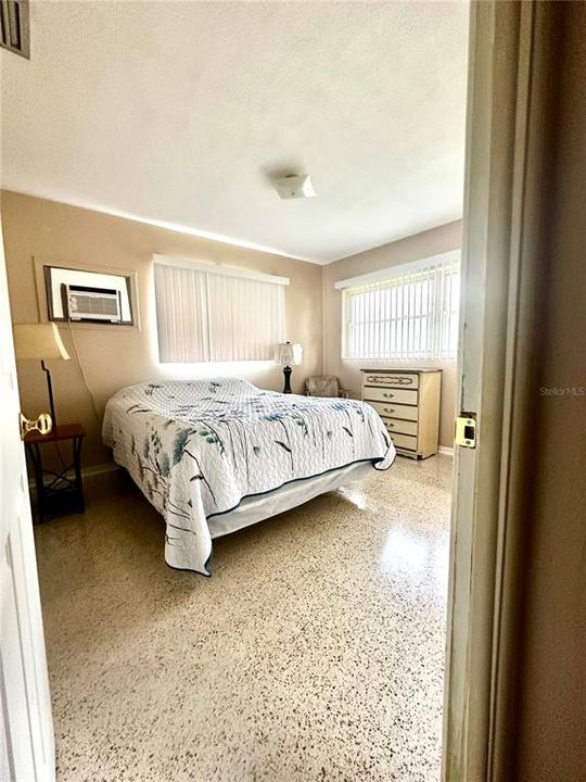 For Sale: $239,900 (3 beds, 2 baths, 1625 Square Feet)