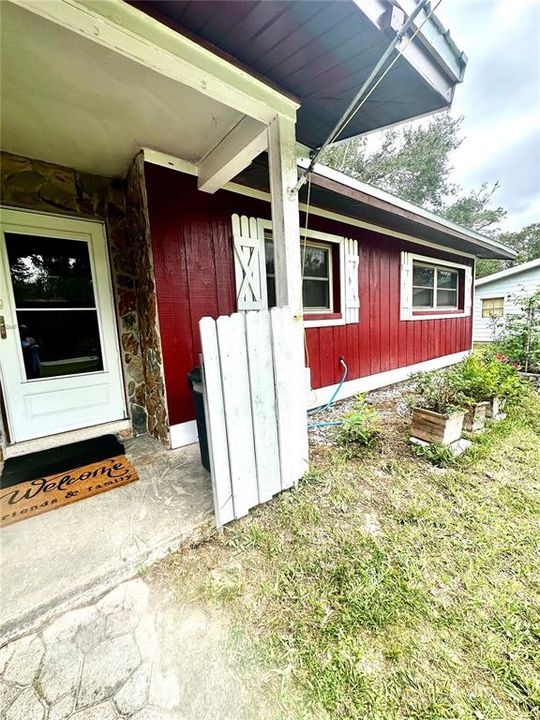 For Sale: $239,900 (3 beds, 2 baths, 1625 Square Feet)