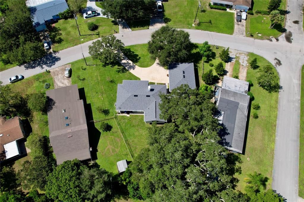 For Sale: $354,900 (3 beds, 3 baths, 2052 Square Feet)