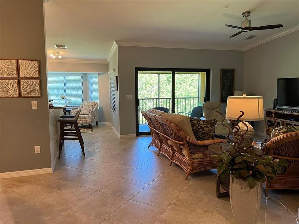 For Rent: $2,500 (2 beds, 2 baths, 1561 Square Feet)