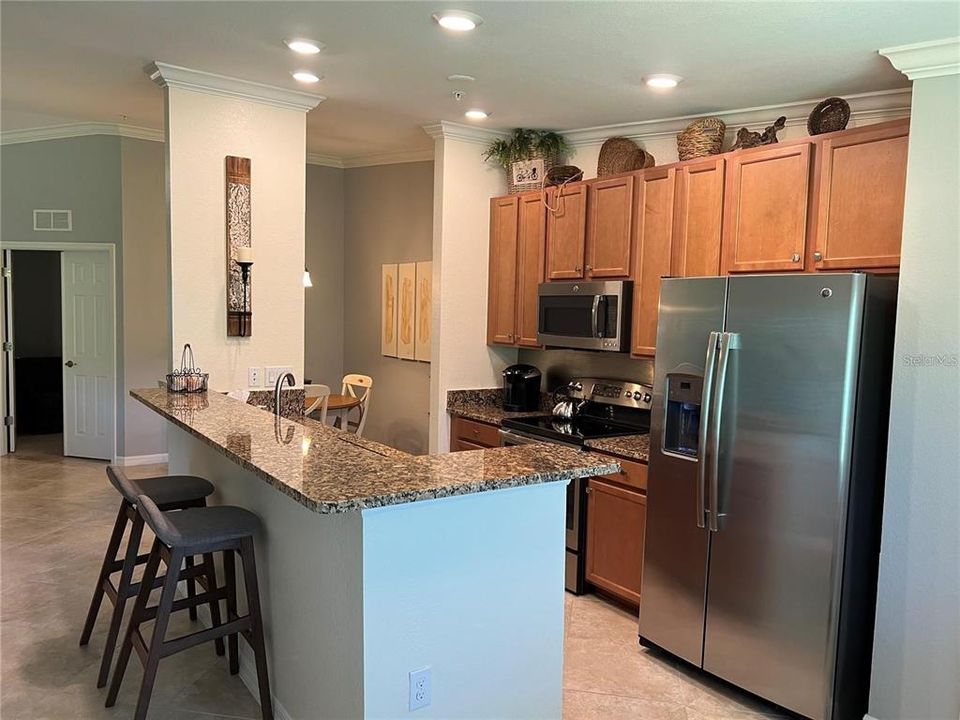 For Rent: $2,500 (2 beds, 2 baths, 1561 Square Feet)