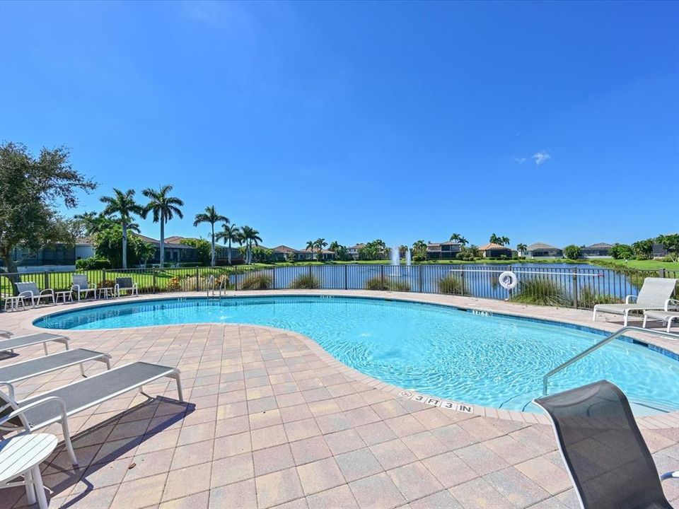 На продажу: $935,000 (4 спален, 2 ванн, 2045 Квадратных фут)