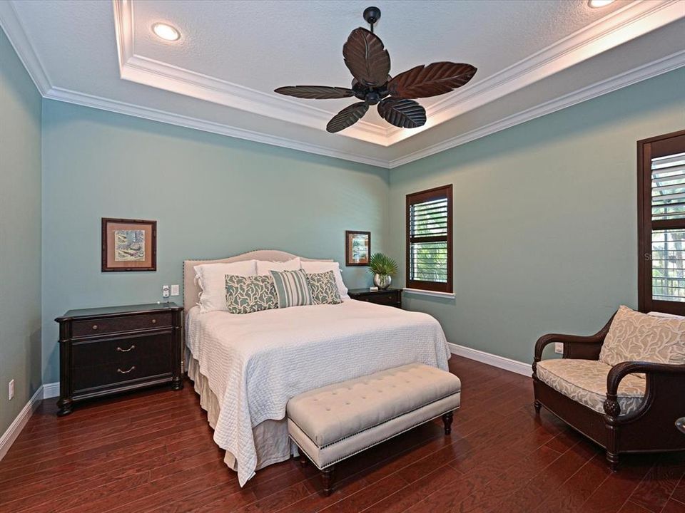 На продажу: $935,000 (4 спален, 2 ванн, 2045 Квадратных фут)