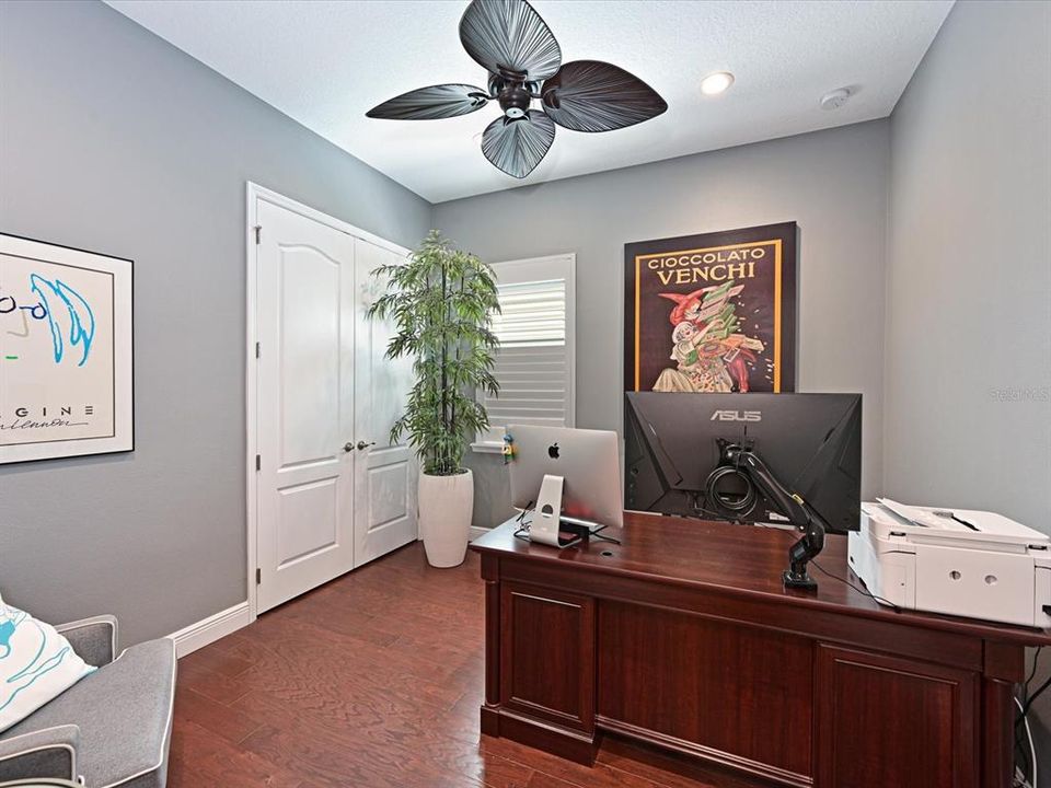 На продажу: $935,000 (4 спален, 2 ванн, 2045 Квадратных фут)