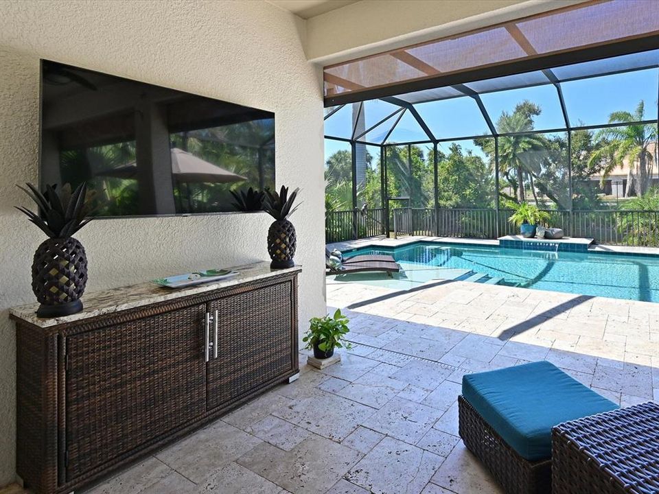 На продажу: $935,000 (4 спален, 2 ванн, 2045 Квадратных фут)