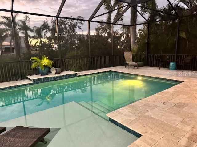 На продажу: $935,000 (4 спален, 2 ванн, 2045 Квадратных фут)