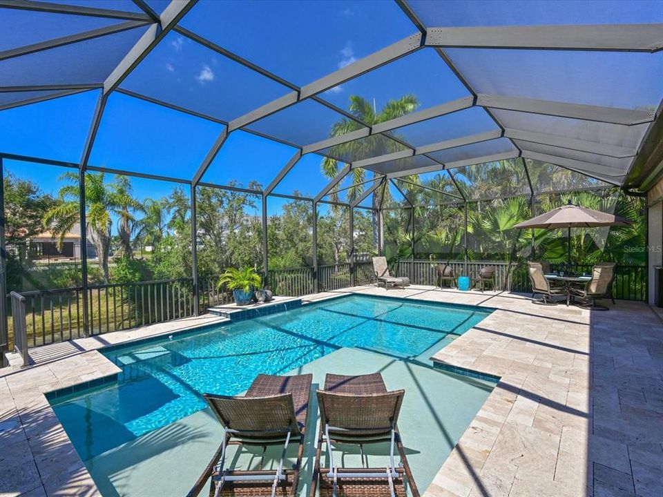 На продажу: $935,000 (4 спален, 2 ванн, 2045 Квадратных фут)