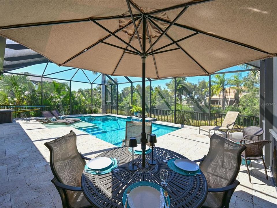 На продажу: $935,000 (4 спален, 2 ванн, 2045 Квадратных фут)