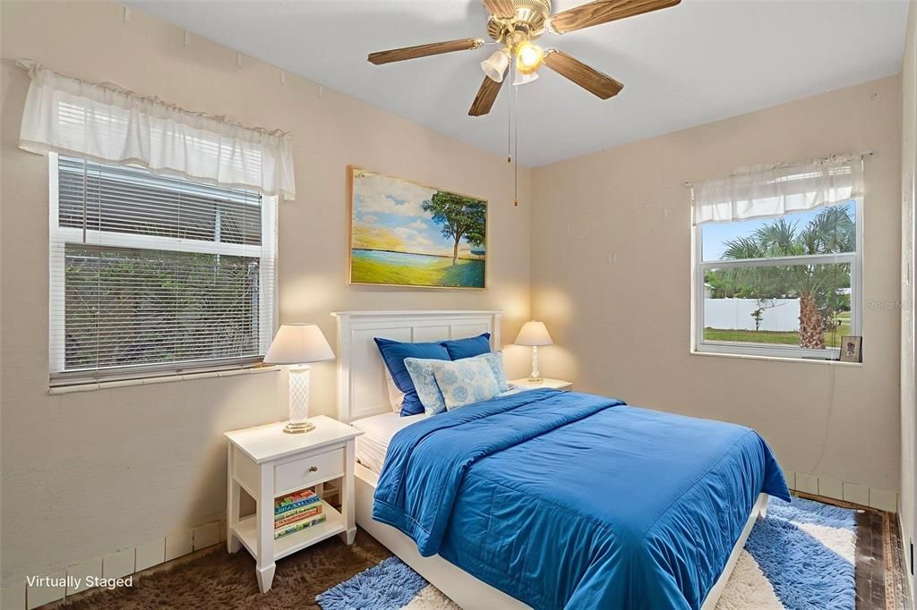 For Sale: $275,000 (3 beds, 1 baths, 850 Square Feet)