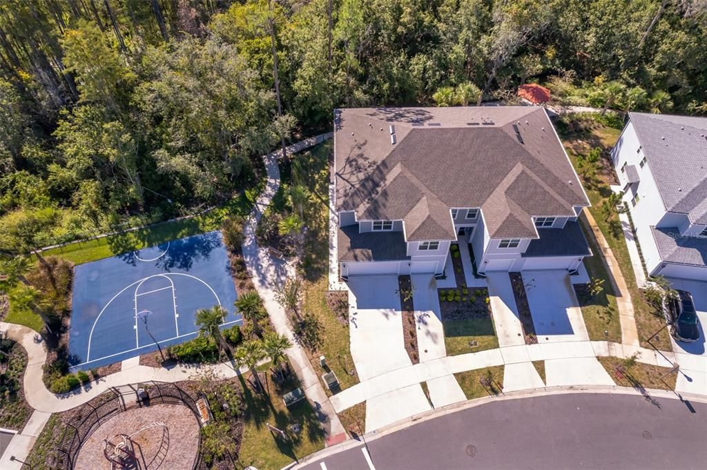 合同活跃: $2,300 (3 贝兹, 2 浴室, 1782 平方英尺)