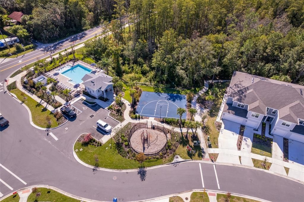 合同活跃: $2,300 (3 贝兹, 2 浴室, 1782 平方英尺)