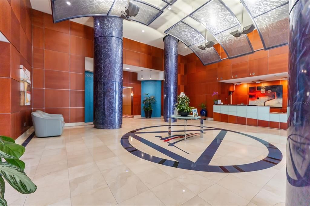 Под контрактом: $275,000 (2 спален, 2 ванн, 1689 Квадратных фут)