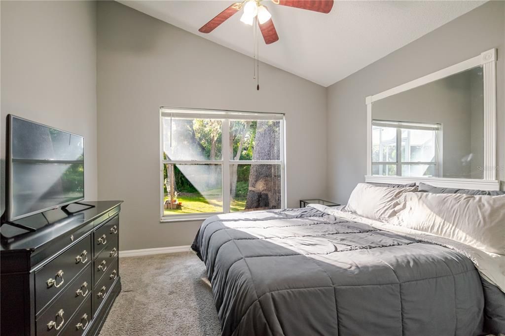 For Sale: $515,000 (3 beds, 2 baths, 1946 Square Feet)