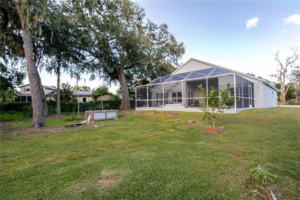 For Sale: $515,000 (3 beds, 2 baths, 1946 Square Feet)