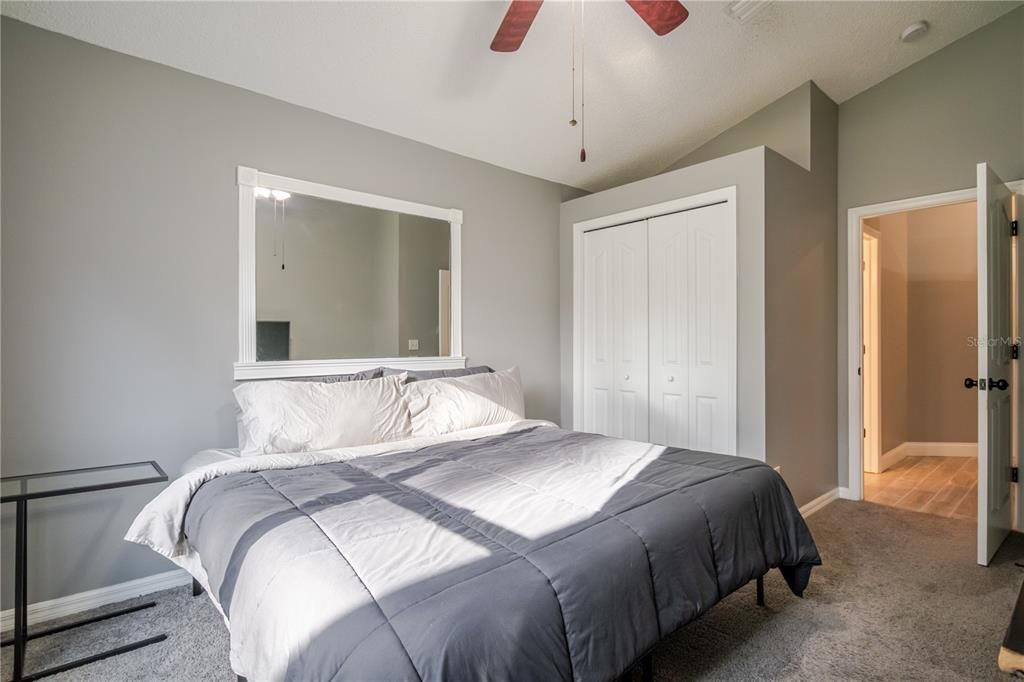 For Sale: $515,000 (3 beds, 2 baths, 1946 Square Feet)