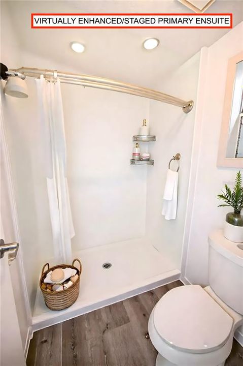 待售: $159,000 (2 贝兹, 2 浴室, 1040 平方英尺)