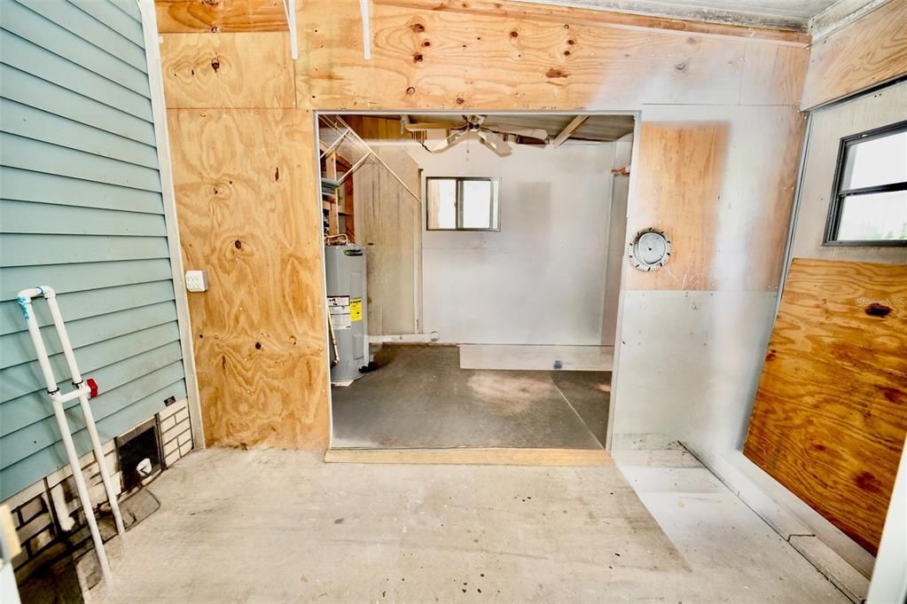 待售: $159,000 (2 贝兹, 2 浴室, 1040 平方英尺)