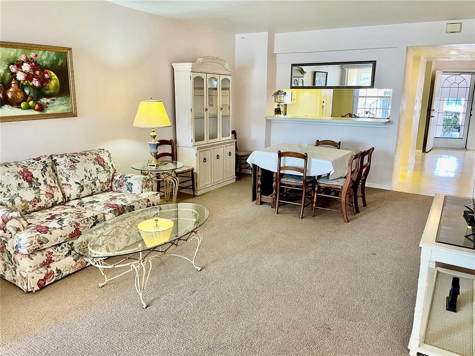 На продажу: $180,000 (3 спален, 2 ванн, 1360 Квадратных фут)