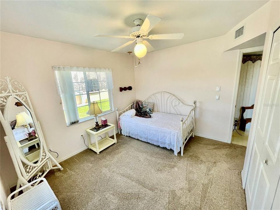 На продажу: $180,000 (3 спален, 2 ванн, 1360 Квадратных фут)