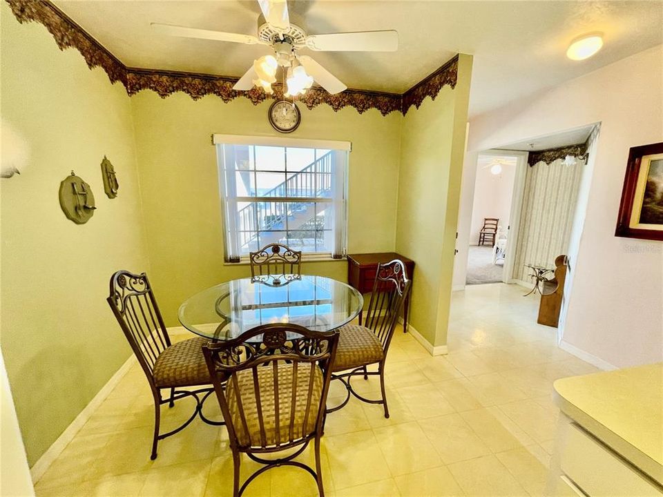 На продажу: $180,000 (3 спален, 2 ванн, 1360 Квадратных фут)