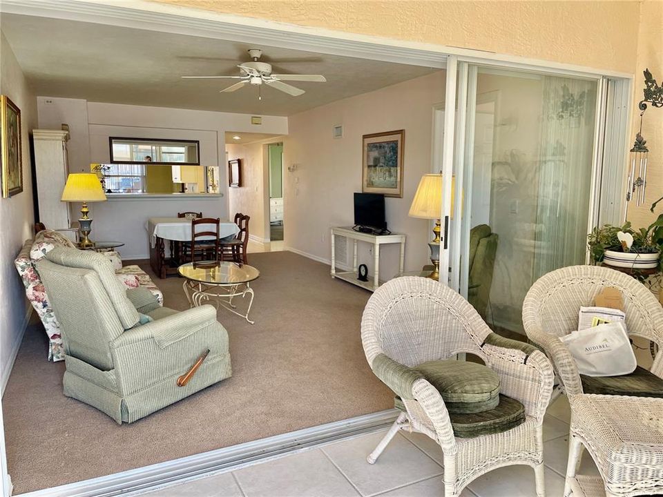 На продажу: $180,000 (3 спален, 2 ванн, 1360 Квадратных фут)