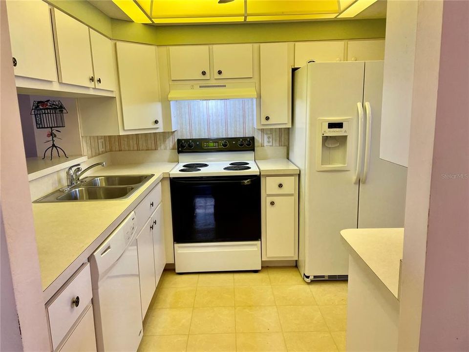 На продажу: $180,000 (3 спален, 2 ванн, 1360 Квадратных фут)