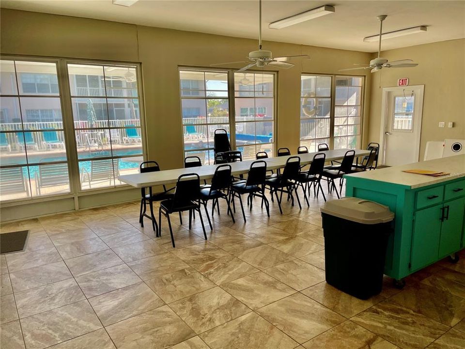 На продажу: $180,000 (3 спален, 2 ванн, 1360 Квадратных фут)