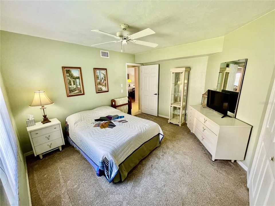 На продажу: $180,000 (3 спален, 2 ванн, 1360 Квадратных фут)