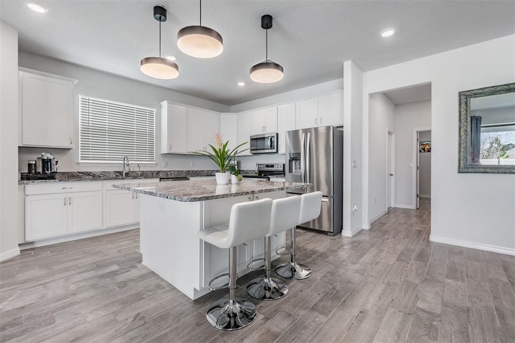 For Sale: $549,999 (3 beds, 2 baths, 2687 Square Feet)