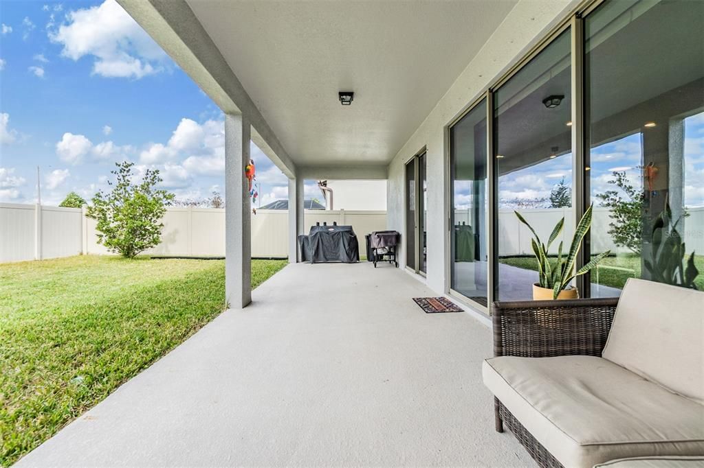 For Sale: $549,999 (3 beds, 2 baths, 2687 Square Feet)