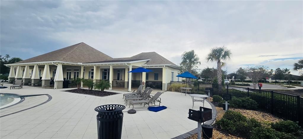 For Sale: $549,999 (3 beds, 2 baths, 2687 Square Feet)