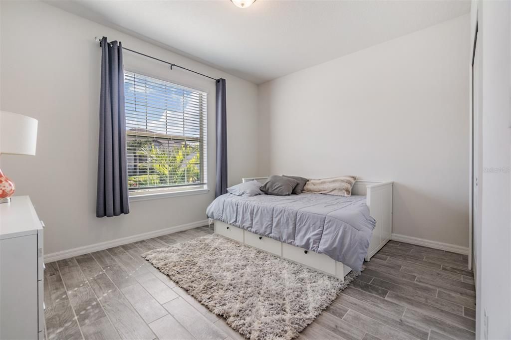 For Sale: $549,999 (3 beds, 2 baths, 2687 Square Feet)