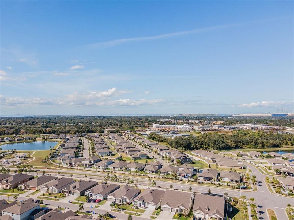 For Sale: $549,999 (3 beds, 2 baths, 2687 Square Feet)