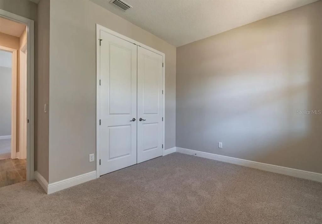 For Rent: $2,950 (3 beds, 2 baths, 1753 Square Feet)