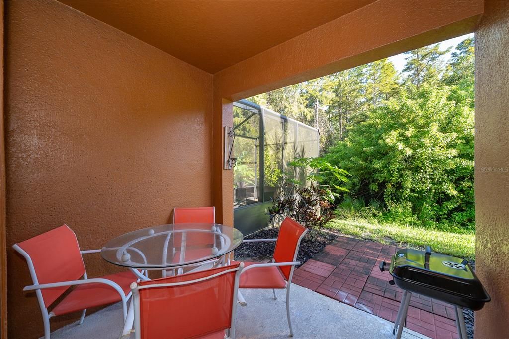 For Sale: $310,000 (2 beds, 2 baths, 1273 Square Feet)