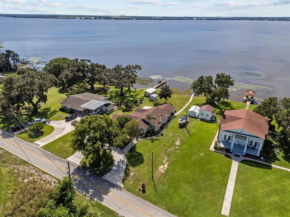 Active With Contract: $415,000 (2 beds, 2 baths, 1786 Square Feet)