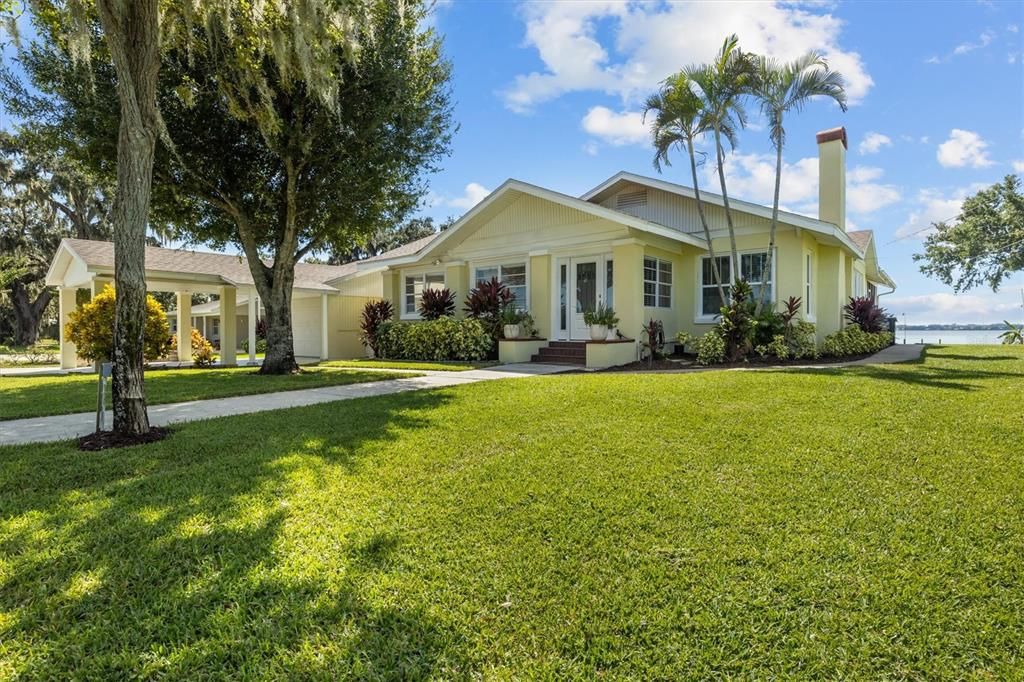 Active With Contract: $415,000 (2 beds, 2 baths, 1786 Square Feet)