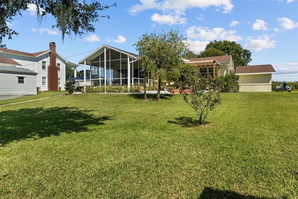 Active With Contract: $415,000 (2 beds, 2 baths, 1786 Square Feet)