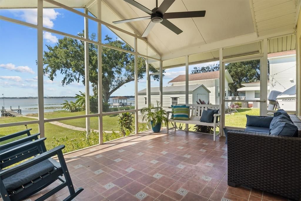 Active With Contract: $415,000 (2 beds, 2 baths, 1786 Square Feet)