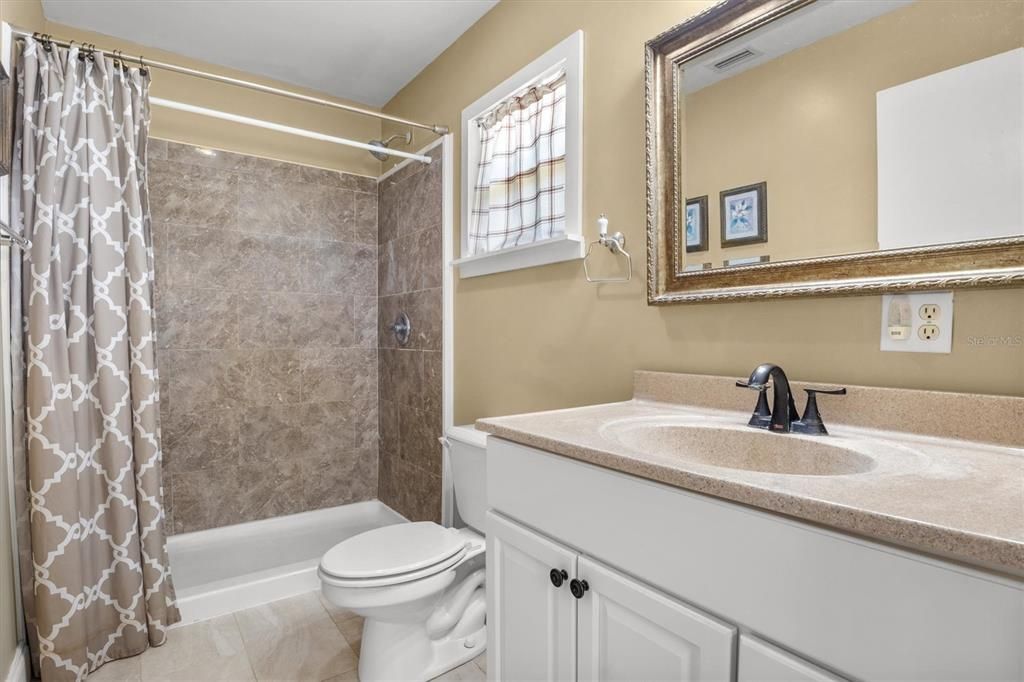 Active With Contract: $415,000 (2 beds, 2 baths, 1786 Square Feet)