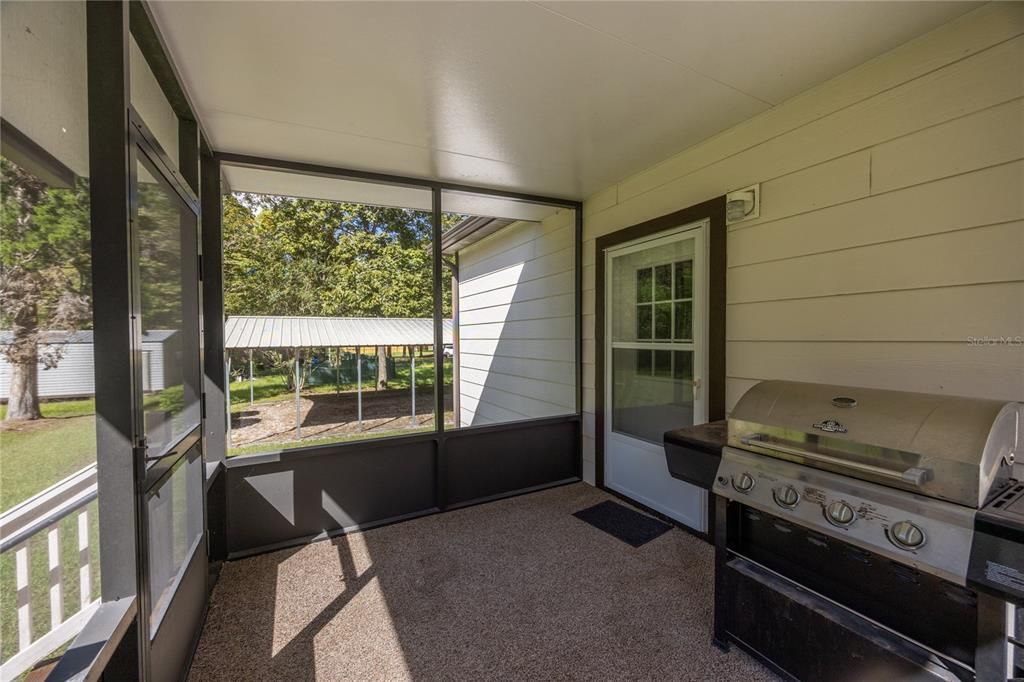 For Sale: $450,000 (3 beds, 2 baths, 1595 Square Feet)