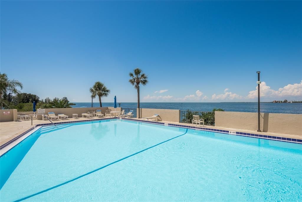 For Sale: $385,000 (2 beds, 2 baths, 1236 Square Feet)