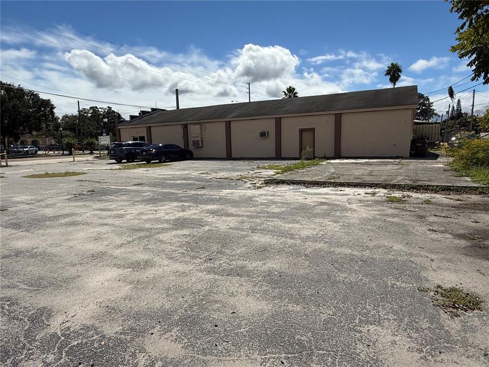 Activo con contrato: $575,000 (0 camas, 0 baños, 3600 Pies cuadrados)