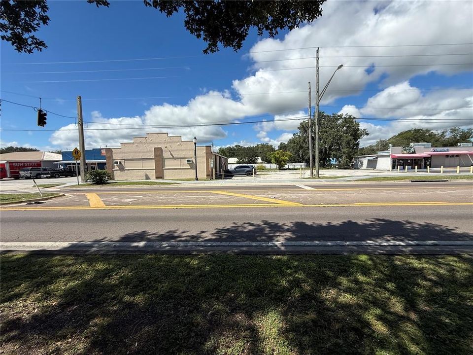 Activo con contrato: $575,000 (0 camas, 0 baños, 3600 Pies cuadrados)