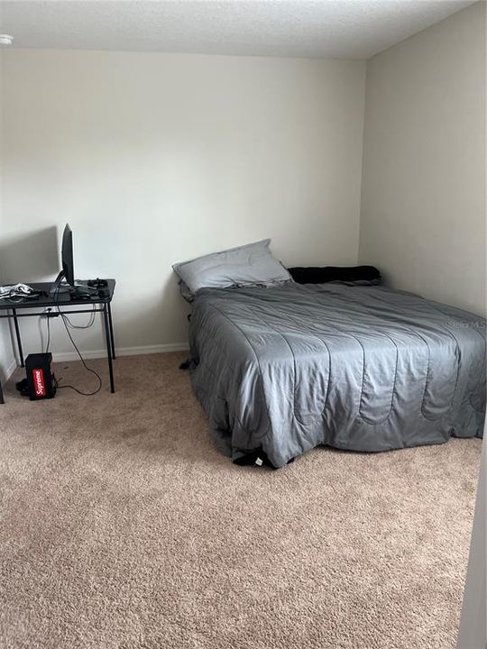 出租: $2,300 (3 贝兹, 2 浴室, 1858 平方英尺)