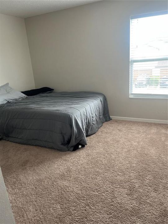 出租: $2,300 (3 贝兹, 2 浴室, 1858 平方英尺)