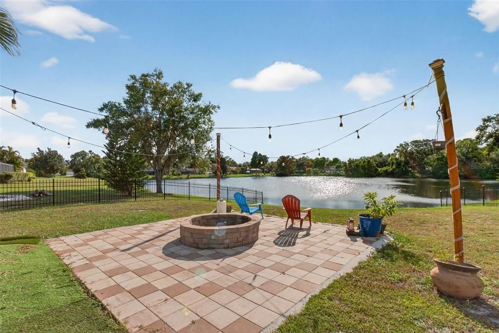 En Venta: $459,000 (4 camas, 2 baños, 2072 Pies cuadrados)