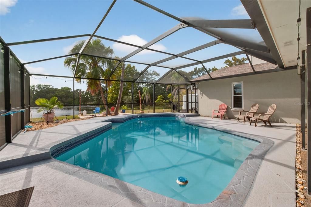 En Venta: $459,000 (4 camas, 2 baños, 2072 Pies cuadrados)