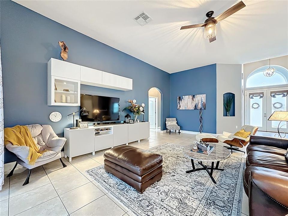 For Sale: $674,990 (4 beds, 2 baths, 2178 Square Feet)