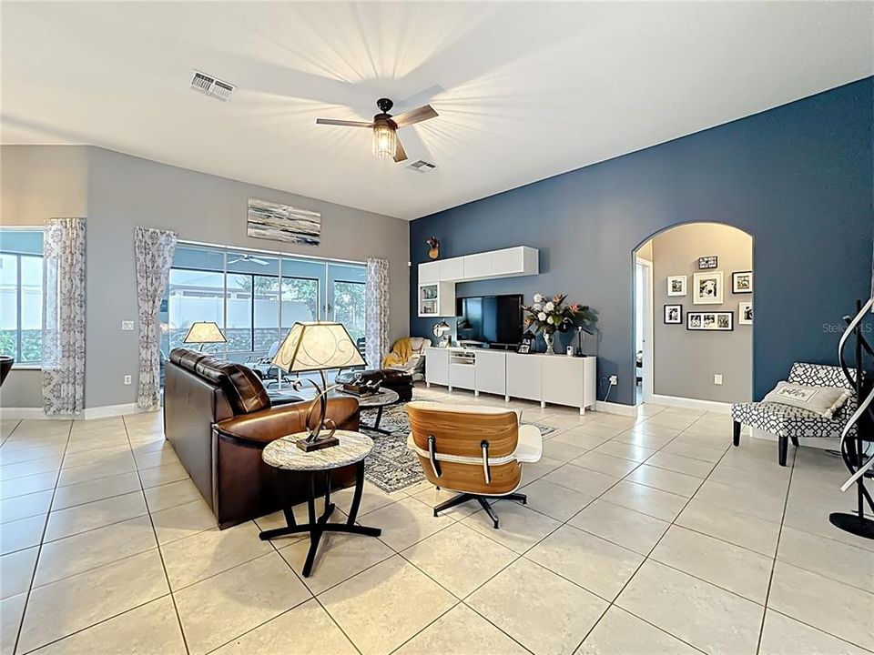 For Sale: $674,990 (4 beds, 2 baths, 2178 Square Feet)